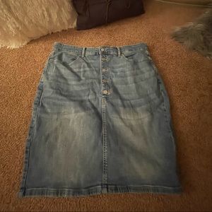 NWT Banana Republic Factory Jean Skirt